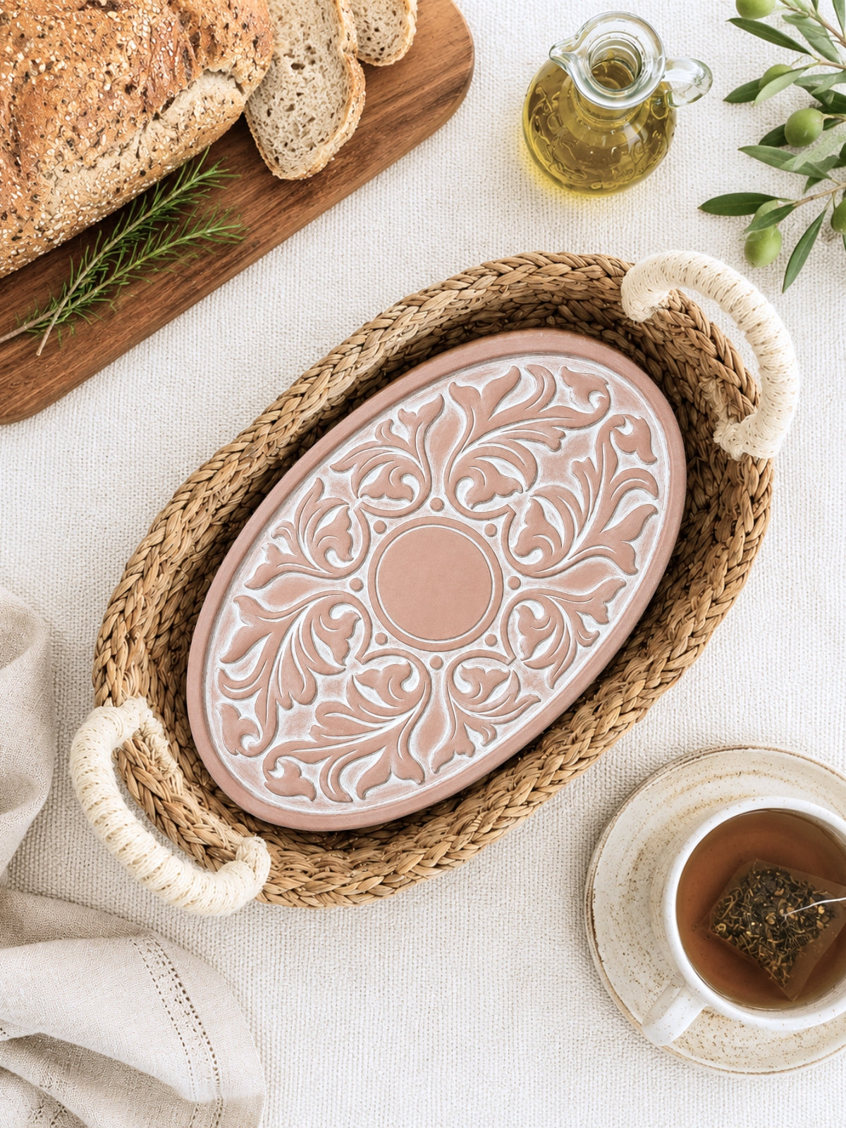 Bread Warmer & Basket - Vintage Vine Oval